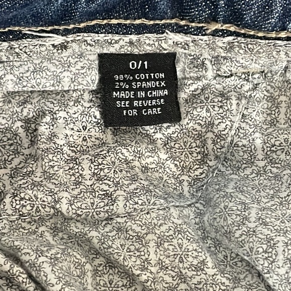 Women/Junior’s Premier Denim Jeans size 0/1 dark wash - Picture 4 of 5